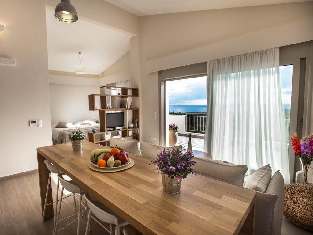 Abelia Luxurious Villas Finikounta Exterior foto