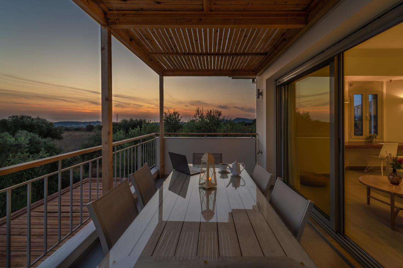 Abelia Luxurious Villas Finikounta Exterior foto