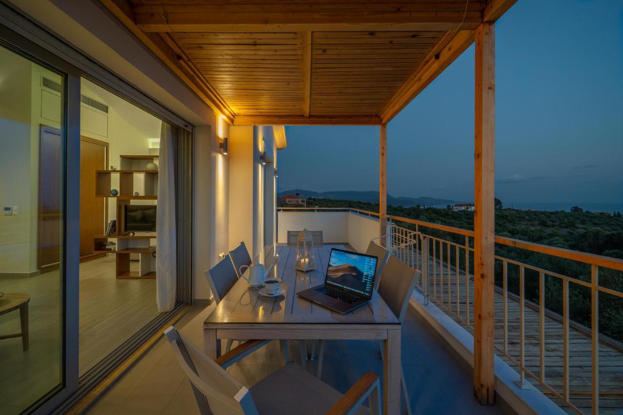 Abelia Luxurious Villas Finikounta Exterior foto