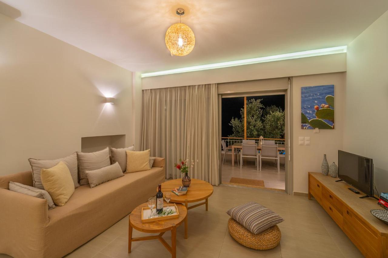 Abelia Luxurious Villas Finikounta Exterior foto