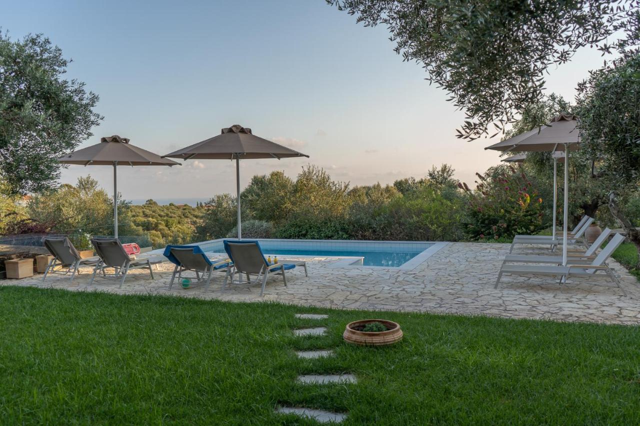Abelia Luxurious Villas Finikounta Exterior foto