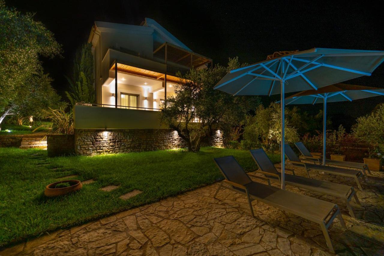Abelia Luxurious Villas Finikounta Exterior foto