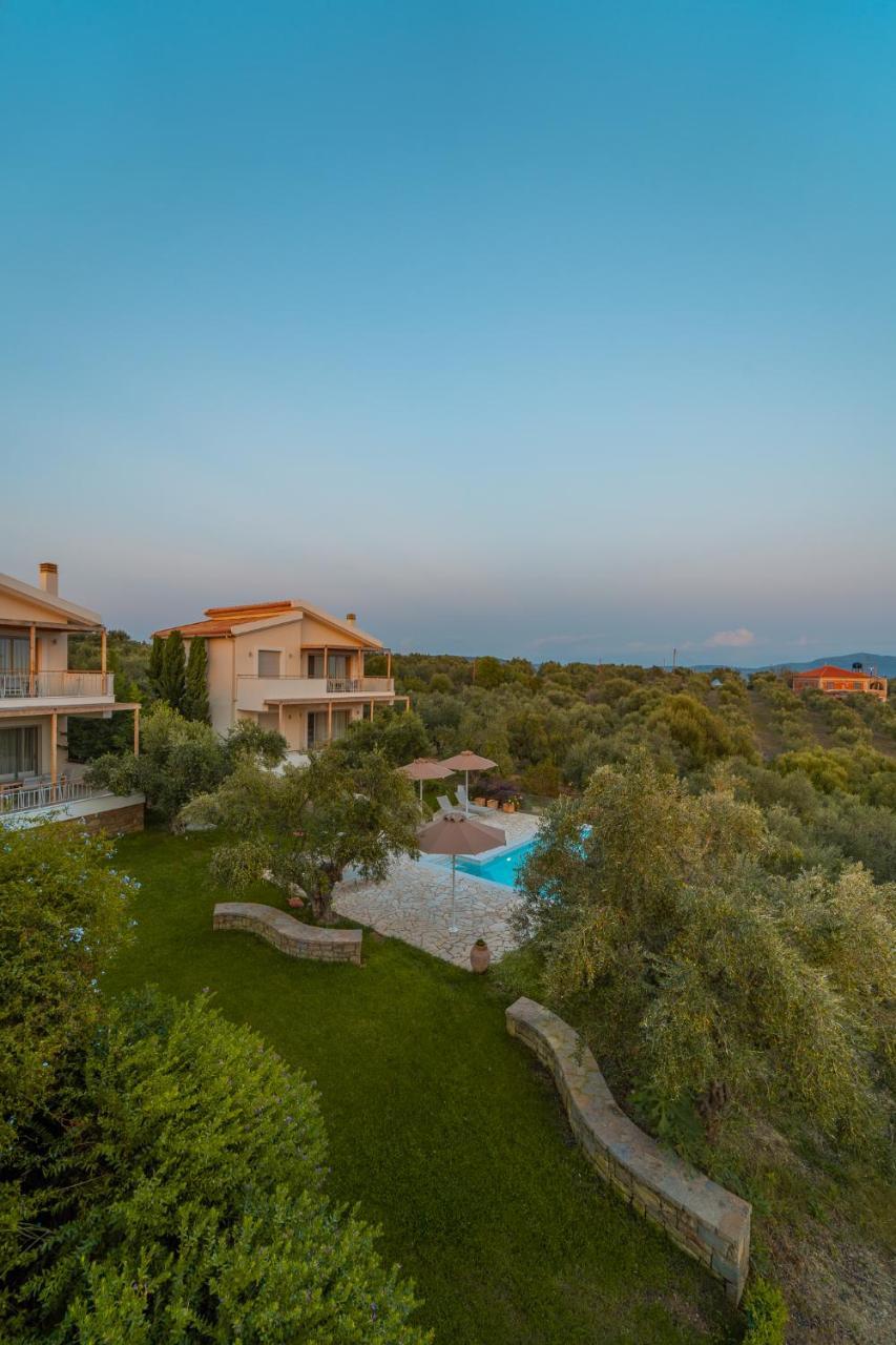 Abelia Luxurious Villas Finikounta Exterior foto